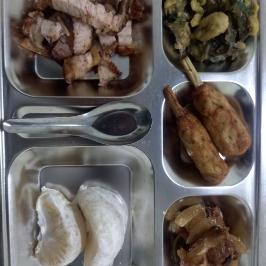 KHÂY 33 